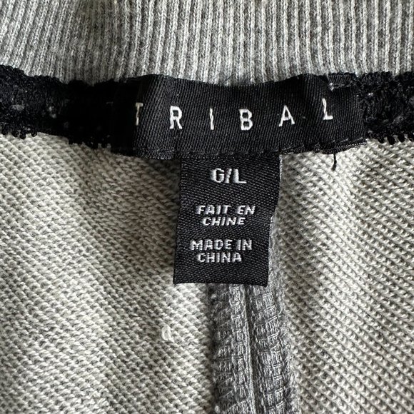 LIKE NEW Tribal Gray Crew Neck Sweatshirt with Black Lace and Lace Up Ba… - Picture 3 of 5